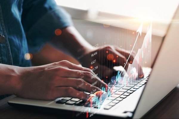 芒果配资 谷歌新突破, 碾压超算1.3万倍